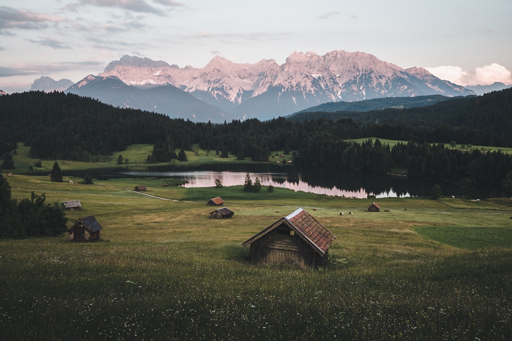 A Window into Beautiful Landscapes A Window Into Beautiful Landscapes 2